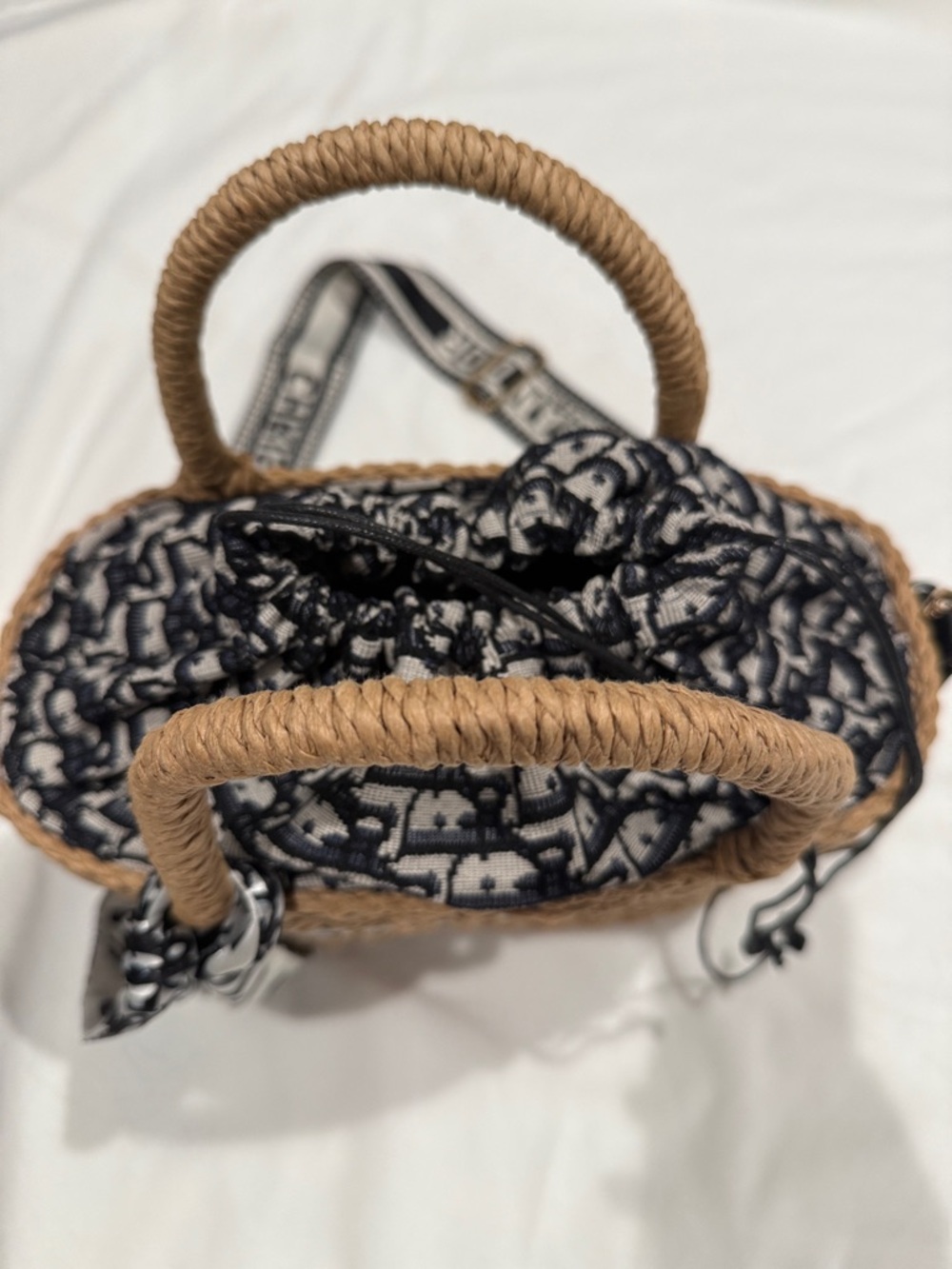 Dior Woven Tan Tote with Black & White Logo Bands - Picture 4 of 8